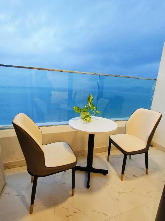 Tms Pullman Hotel, Can Ho Sieu Sang, Truc Dien Bien Quy Nhon Exteriör bild
